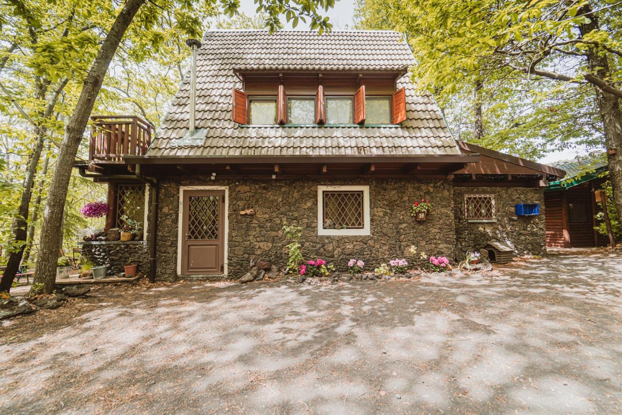 Matilde'S Chalet Etna Nature House Nicolosi Luaran gambar